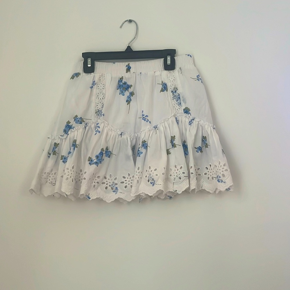 White flowy skirt with blue flowers and white ilet, size small Aeropostale!